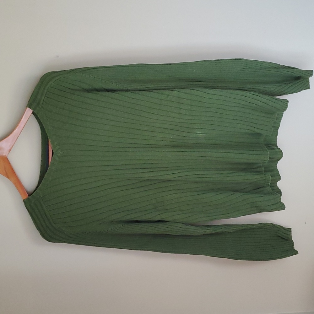 Banana Republic green sweater
